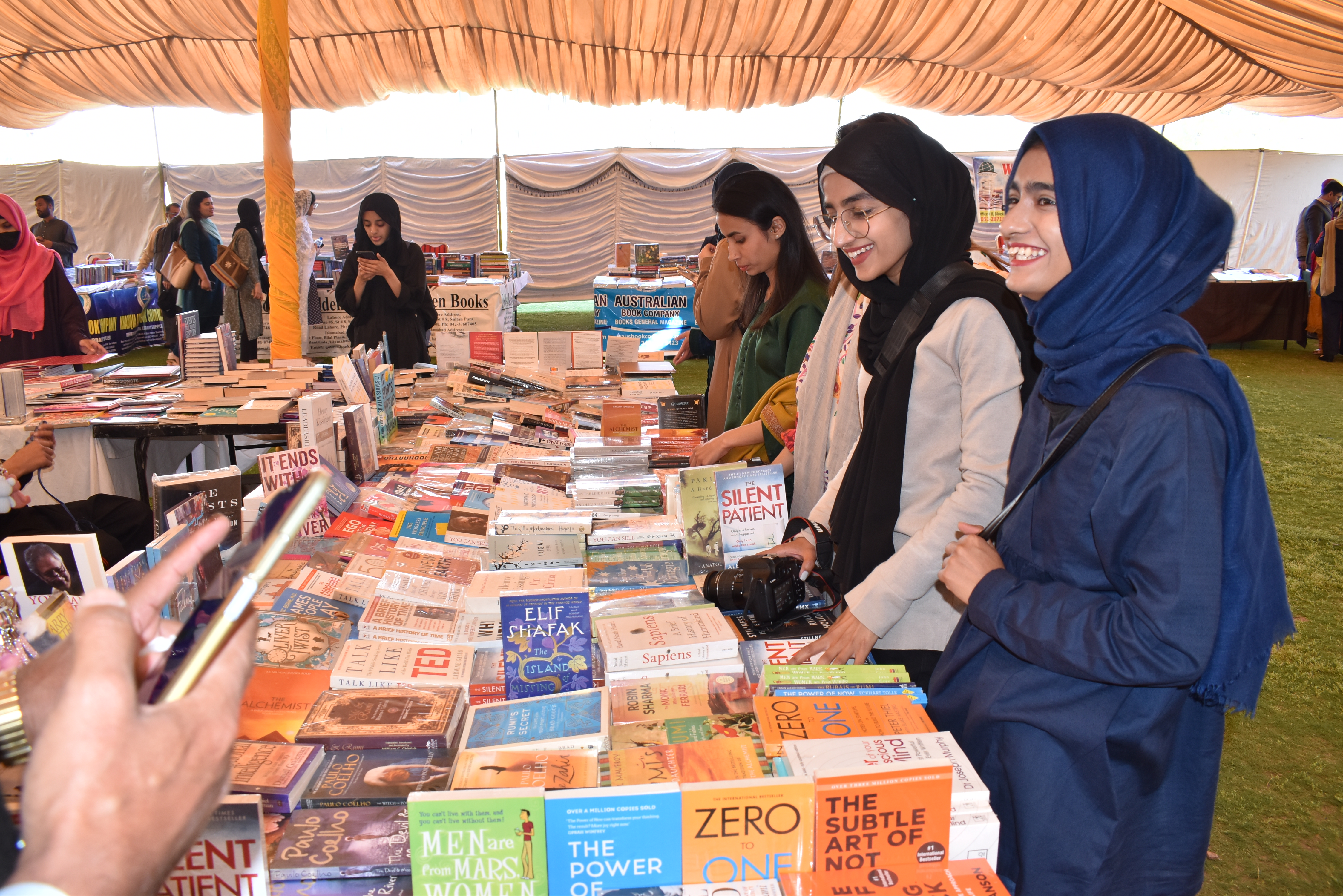Participants enjoyed the discounted prices during Exhibition.
